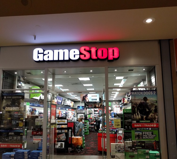 GameStop (Lakewood,&nbspCA)